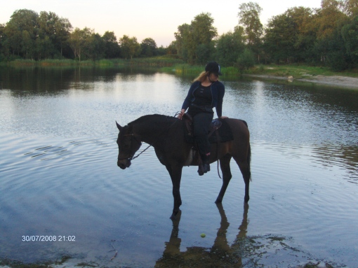 Paardrijden Aafke en Marjanca groot30 juli 2008 045
